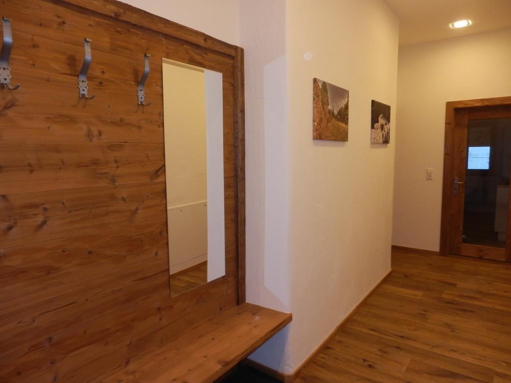 Apartamento Haus Alpenflora Flirsch Exterior foto