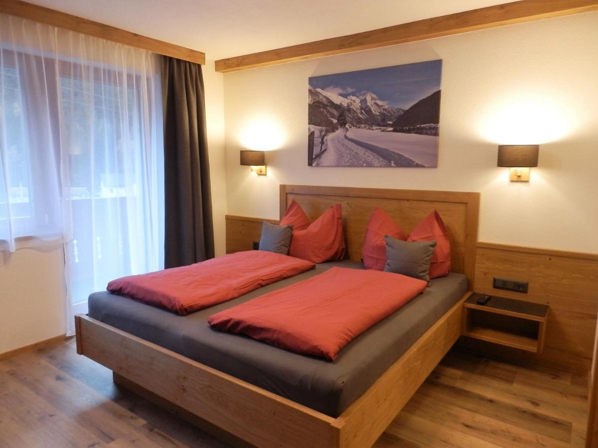Apartamento Haus Alpenflora Flirsch Exterior foto